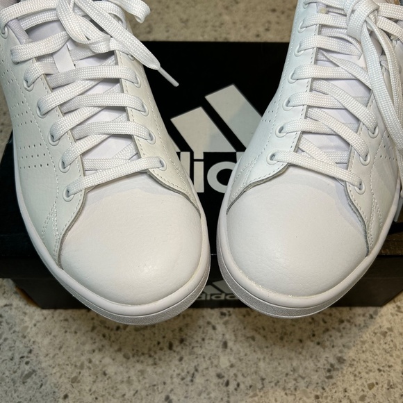 Women’s Adidas Advantage - Picture 4 of 14